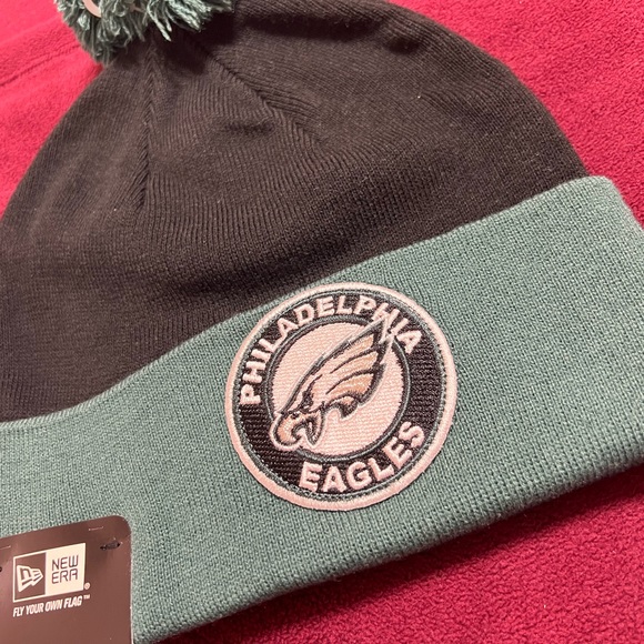 Philadelphia Eagles New Era knit POM hat beanie NEW Tags On Field AUTHENTIC - Picture 2 of 5